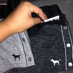 BRAND NEW W TAGS VS Pink snap shorts